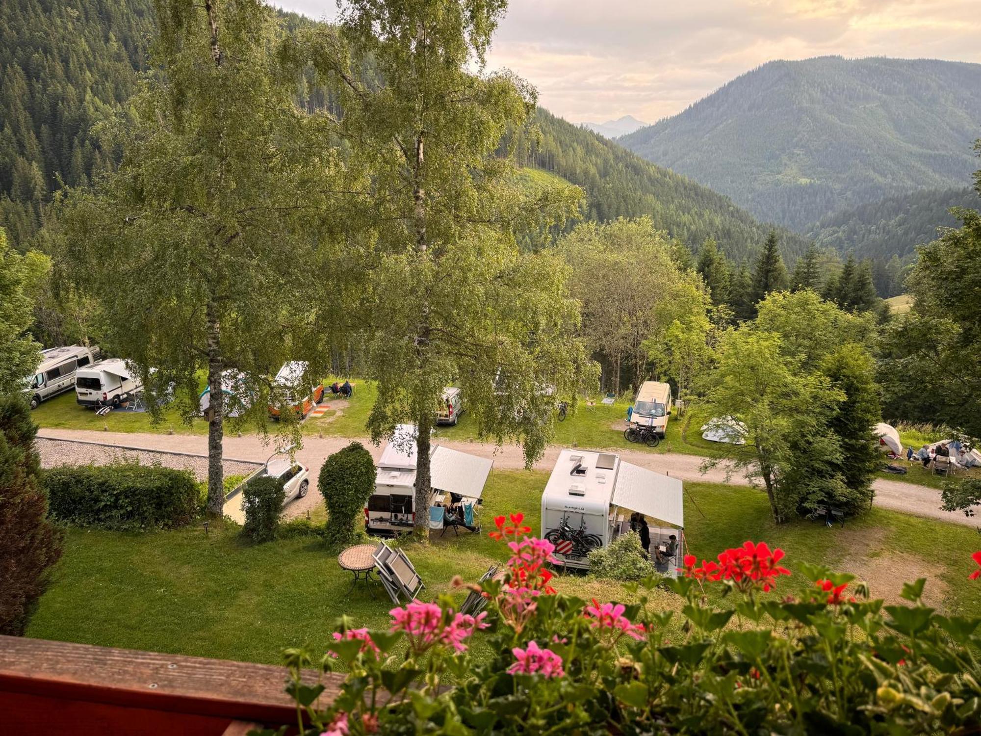Fruehstueckspension Gsenger Ramsau am Dachstein Luaran gambar